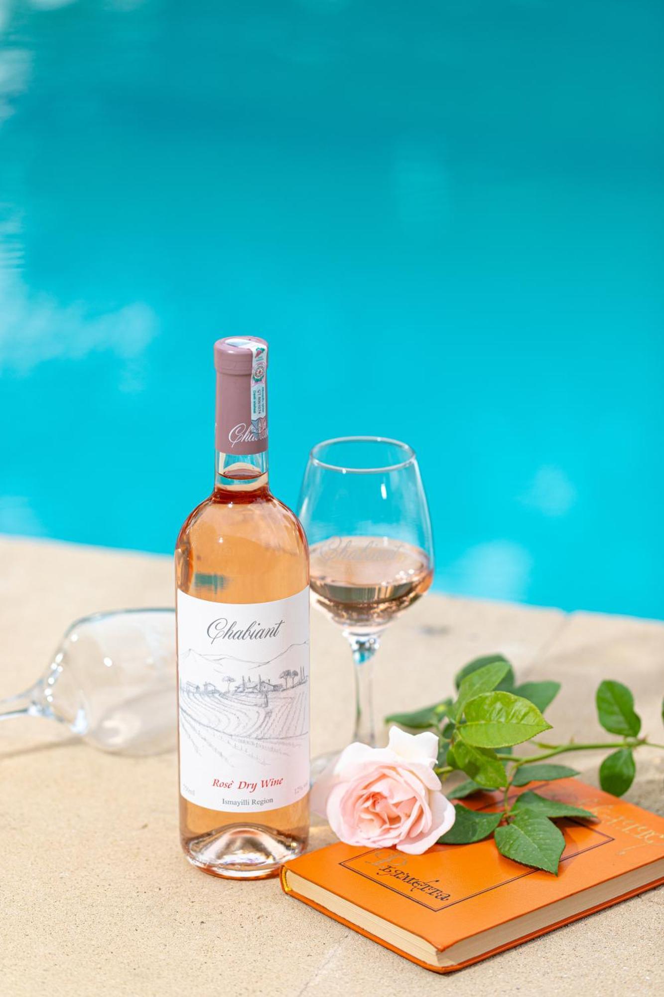 Chabiant Guesthouse Chateau Monolit Ikinci Yeniyol Εξωτερικό φωτογραφία