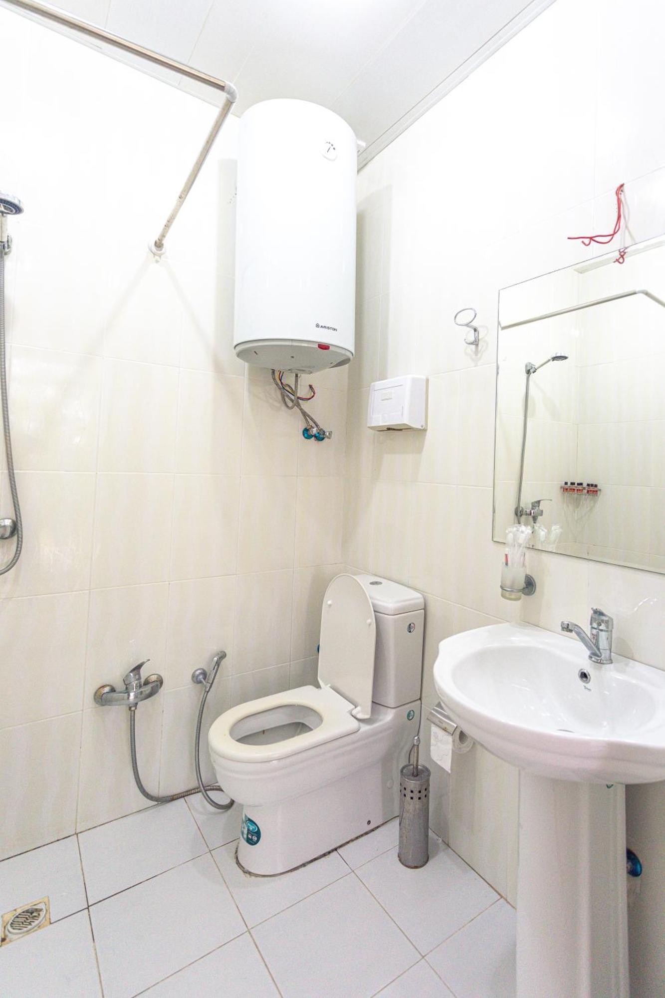 Chabiant Guesthouse Chateau Monolit Ikinci Yeniyol Εξωτερικό φωτογραφία